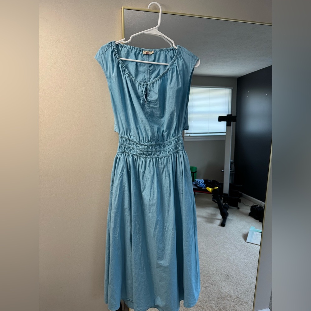 *Like New* Faherty Amalfi Midi Dress